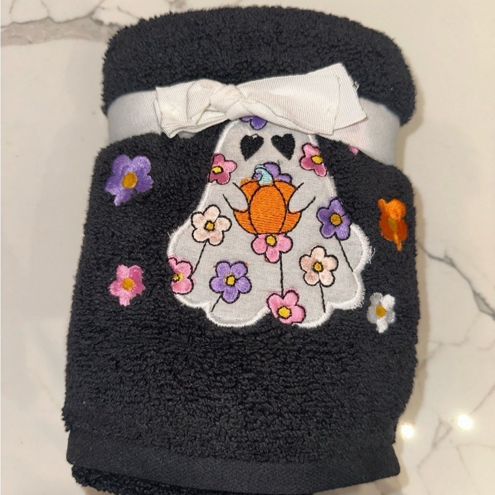 Betsy Johnson Hippie Ghost Towels